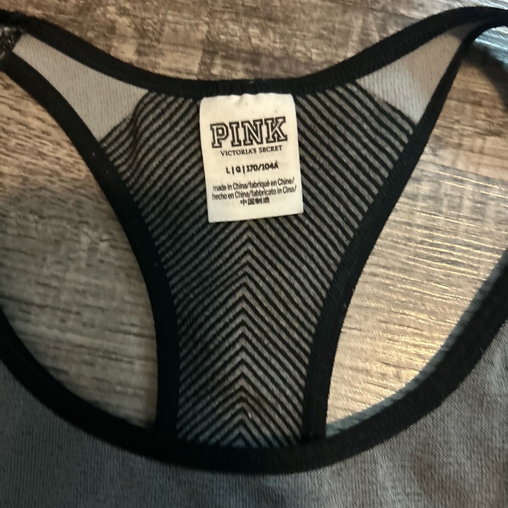 VICTORIA SECRET SPORT OUTFIT 🌸 - Picture 3 of 6